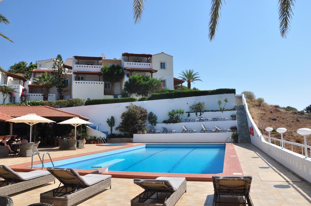 Castri Village Hotel Палекастрон Екстериор снимка
