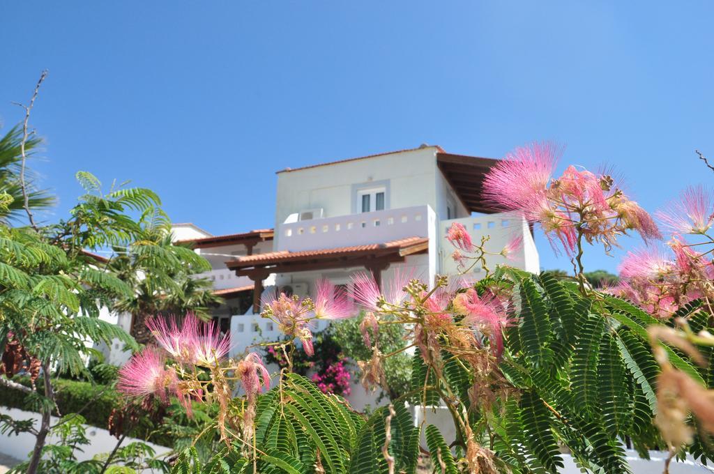 Castri Village Hotel Палекастрон Екстериор снимка