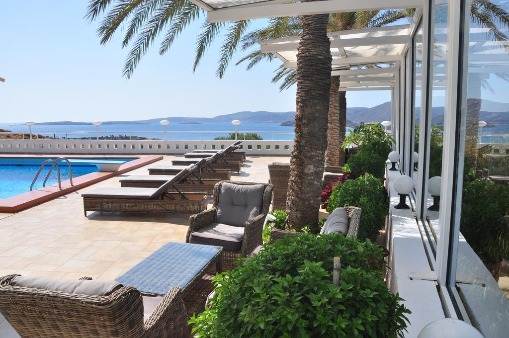 Castri Village Hotel Палекастрон Екстериор снимка