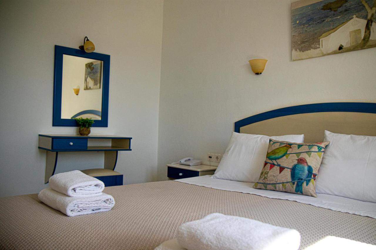 Castri Village Hotel Палекастрон Екстериор снимка