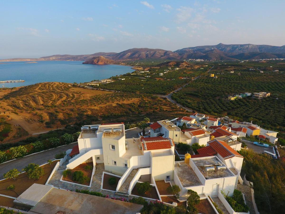 Castri Village Hotel Палекастрон Екстериор снимка
